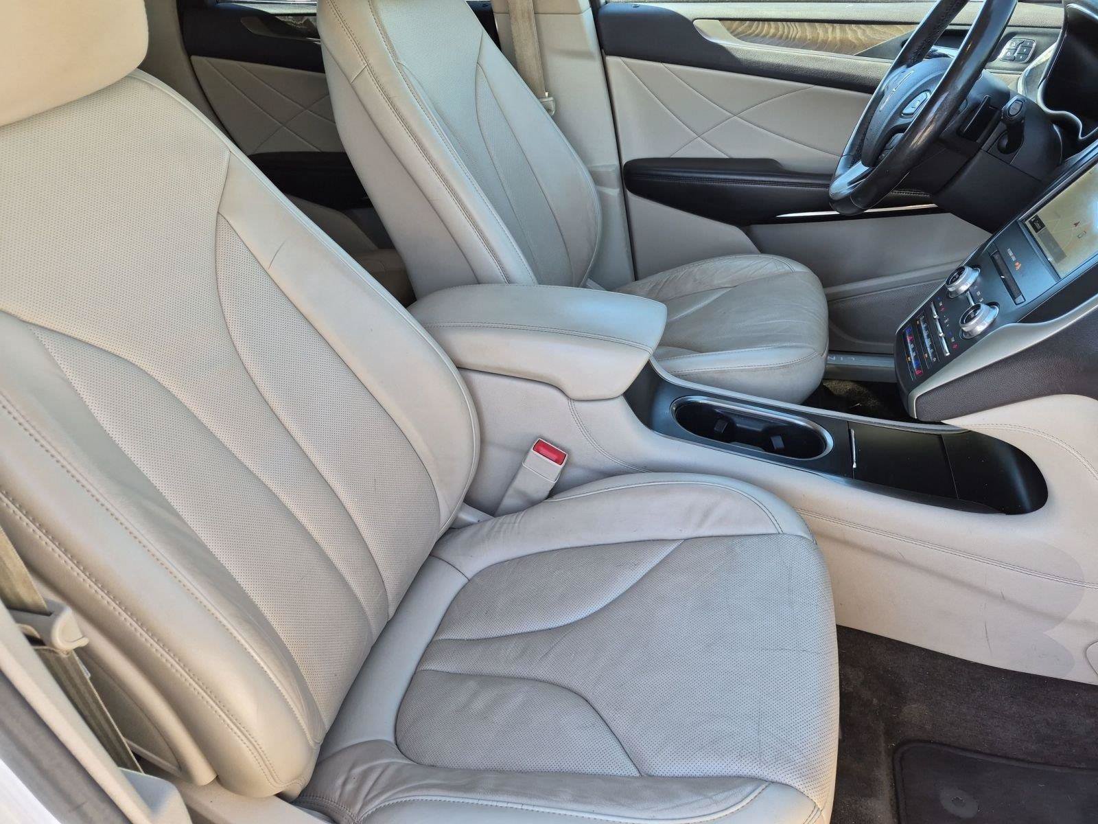 Used 2017 Lincoln MKC Reserve FWD image 17