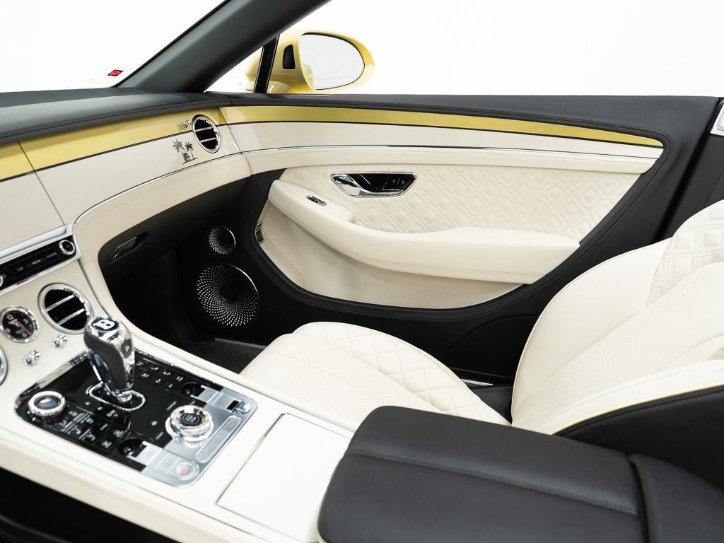 Used 2022 Bentley Continental GT image 33