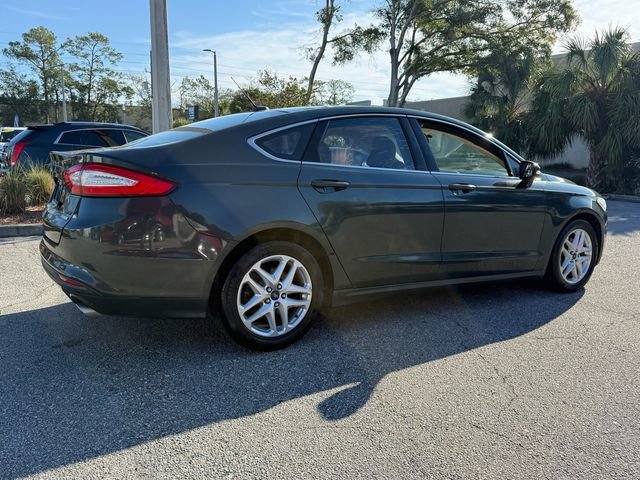 Used 2015 Ford Fusion SE w/ Equipment Group 202A image 10