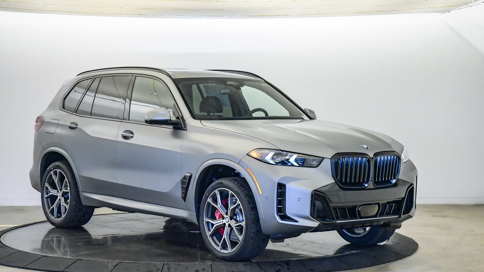 New 2026 BMW X5 xDrive50e AWD/4WD image 6