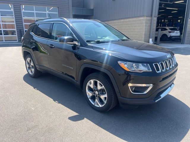 Used 2019 Jeep Compass Limited AWD/4WD image 3