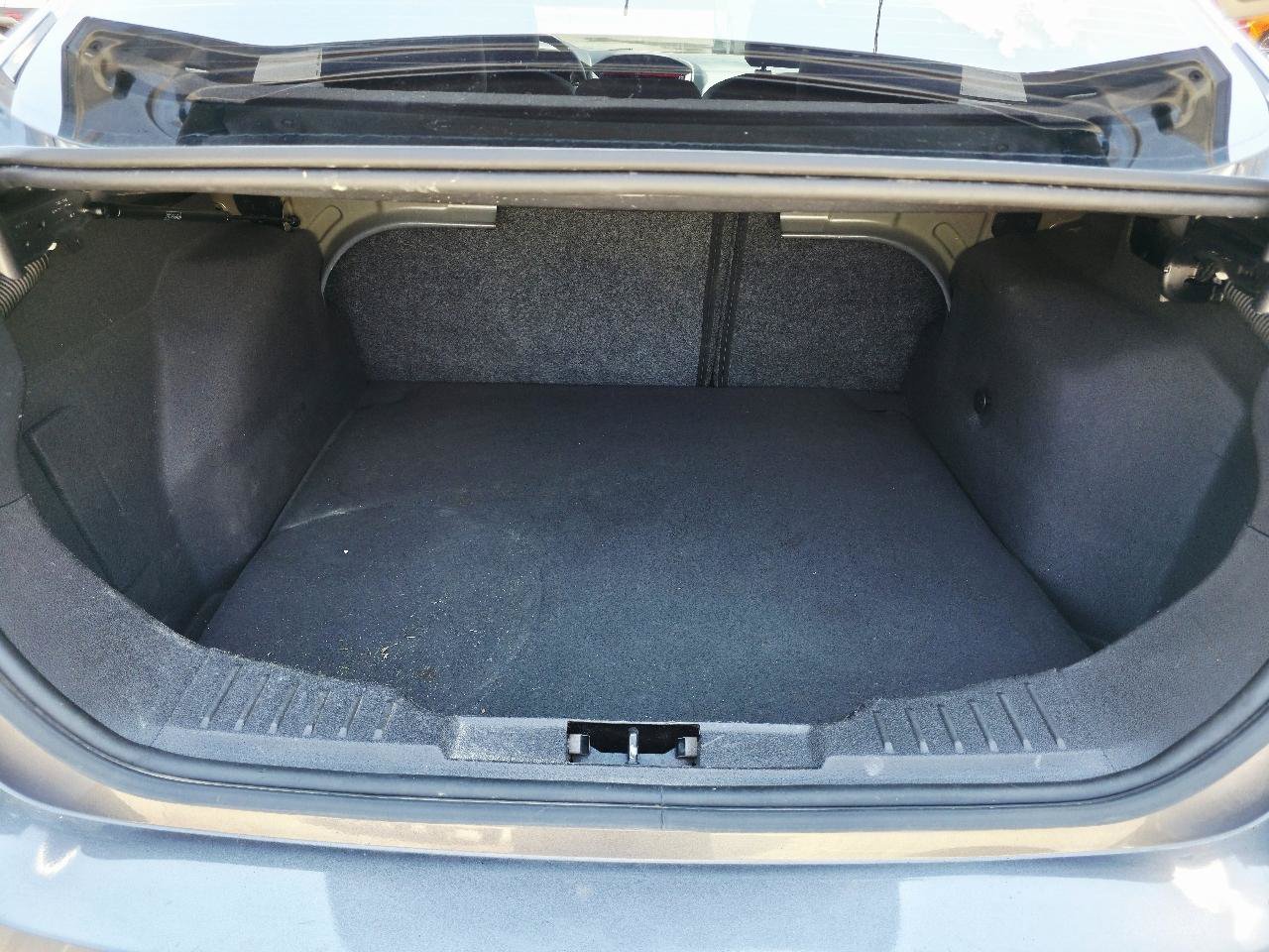 Used 2015 Ford Focus SE w/ Equipment Group 201A FWD image 15