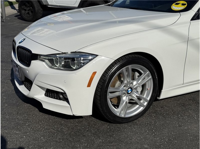 Used 2016 BMW 328i Sedan image 10