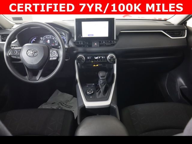 Used 2025 Toyota RAV4 XLE image 18