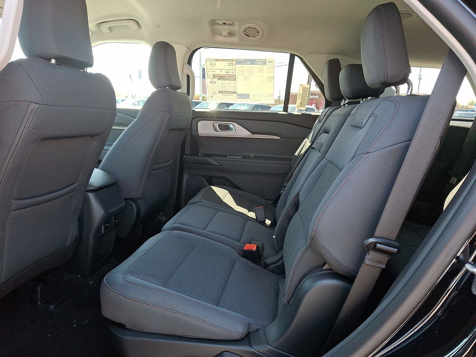 New 2026 Ford Explorer Active image 8