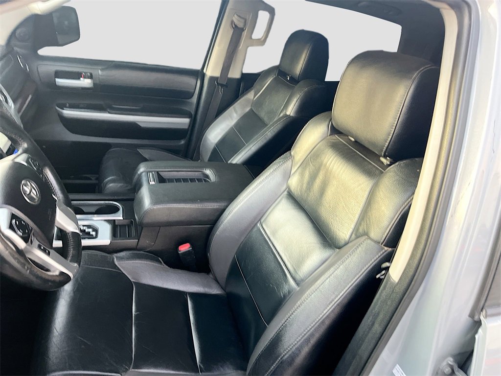 Used 2021 Toyota Tundra Limited w/ Limited Premium Package image 18