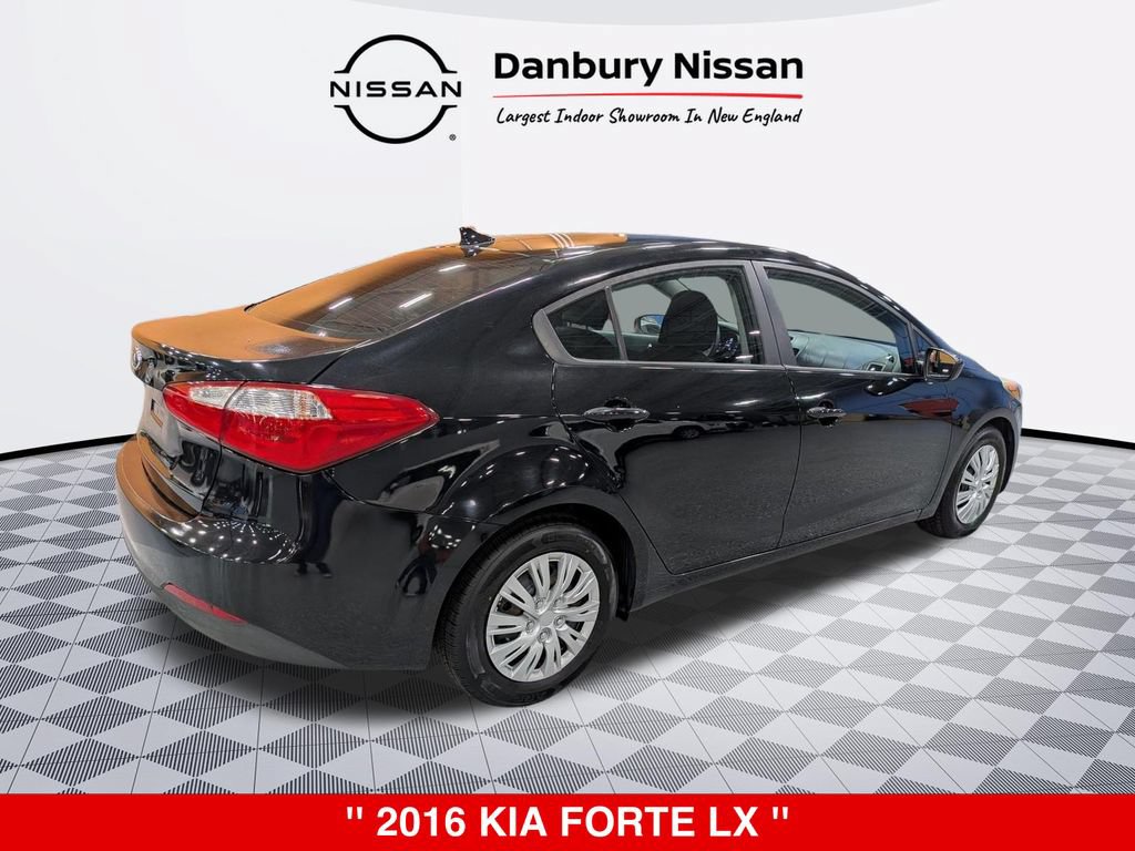 Used 2016 Kia Forte LX FWD image 3