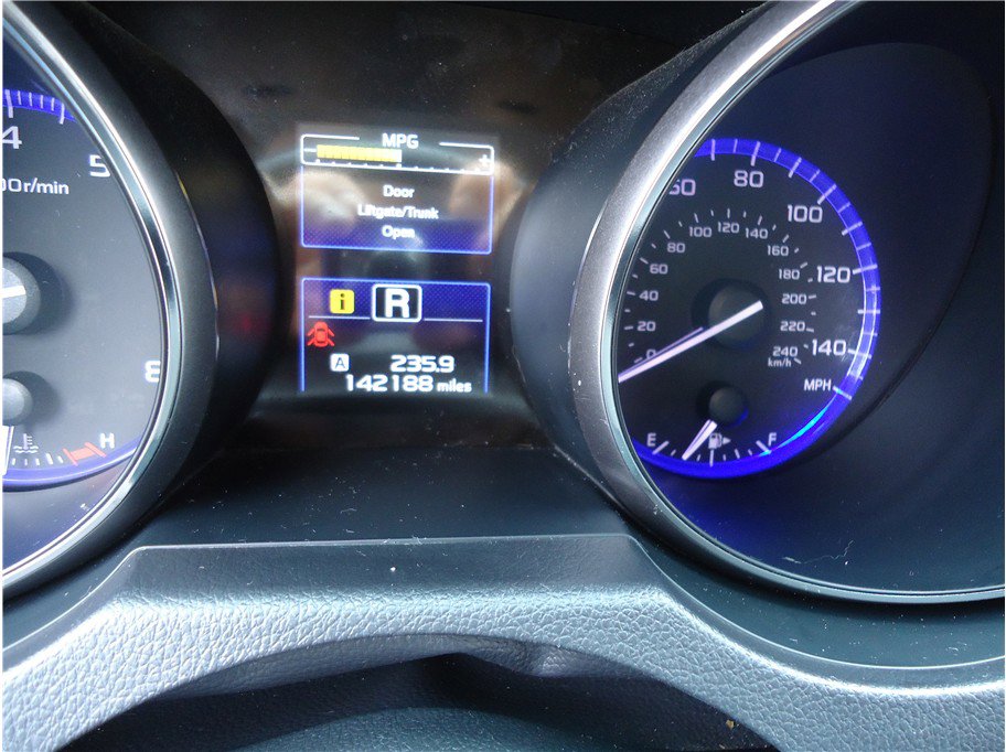 Used 2015 Subaru Outback 2.5i Premium AWD/4WD image 24