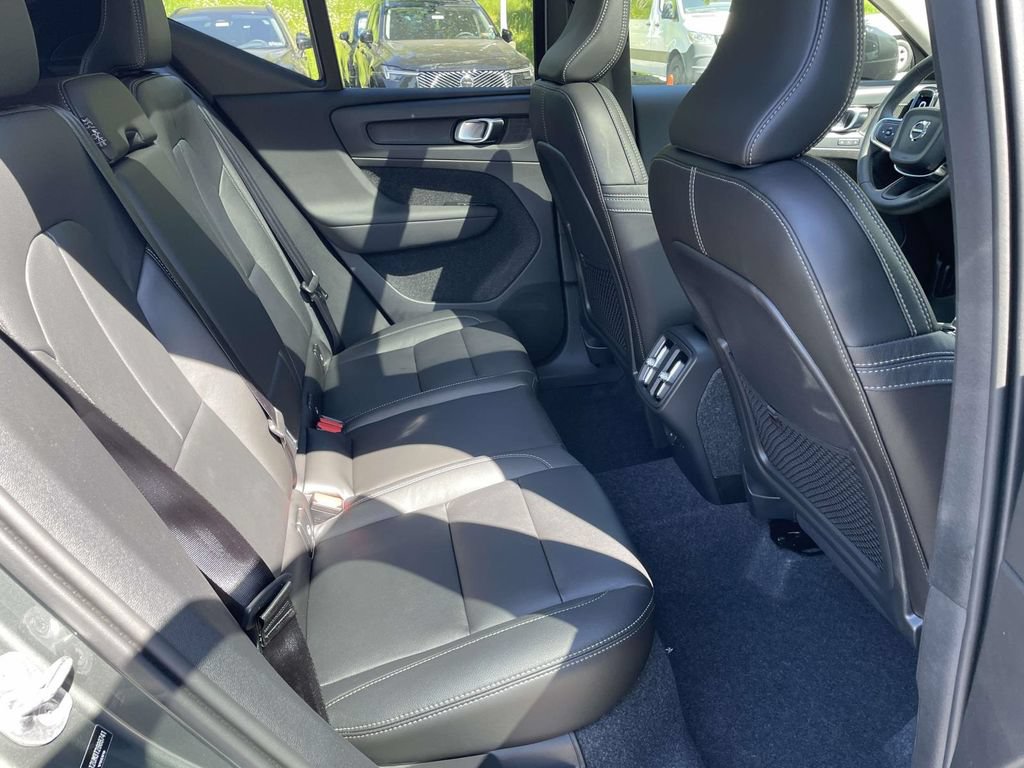New 2026 Volvo XC40 B5 Ultra w/ Protection Package Premier AWD/4WD image 20