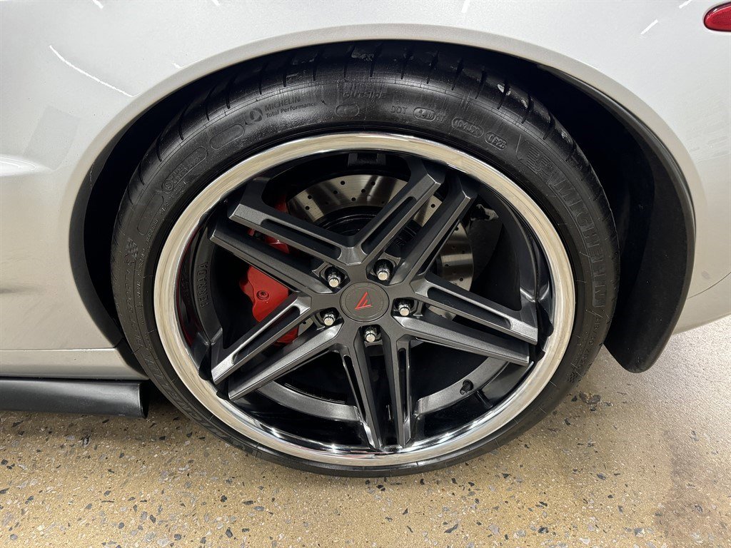 Used 2011 Chevrolet Corvette Grand Sport w/ Preferred Equipment Group image 10