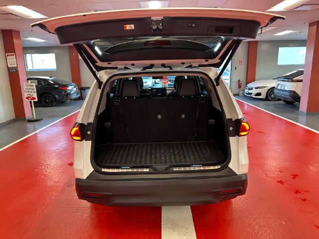 Certified 2024 Toyota Grand Highlander AWD image 26