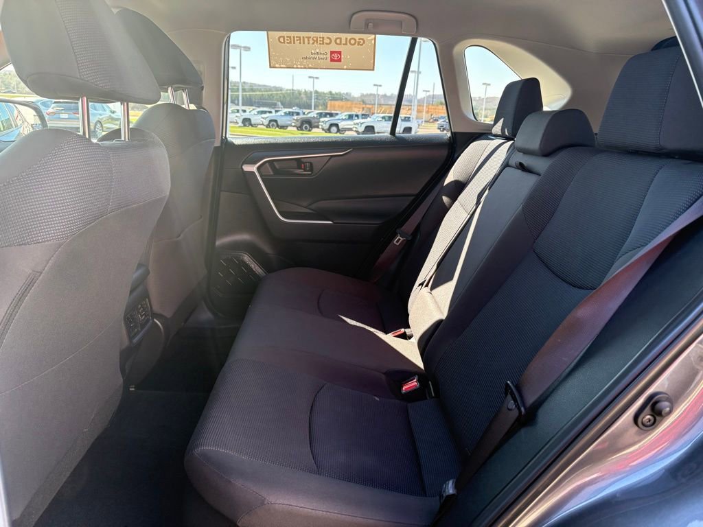 Certified 2025 Toyota RAV4 LE AWD/4WD image 14