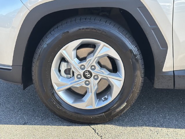 Certified 2024 Hyundai Tucson SEL FWD image 13