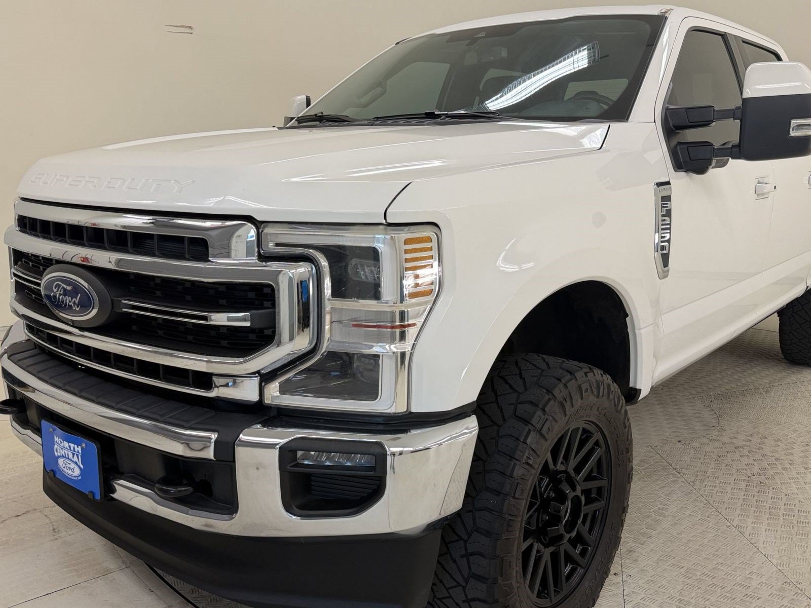 Used 2022 Ford F250 Lariat w/ Lariat Ultimate Package AWD/4WD image 29