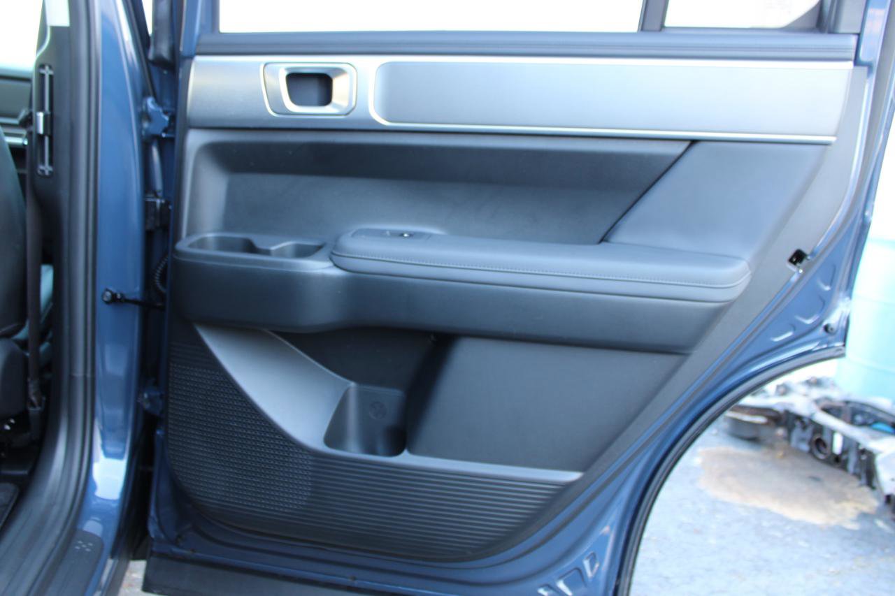 Used 2025 Hyundai Santa Fe SEL image 40