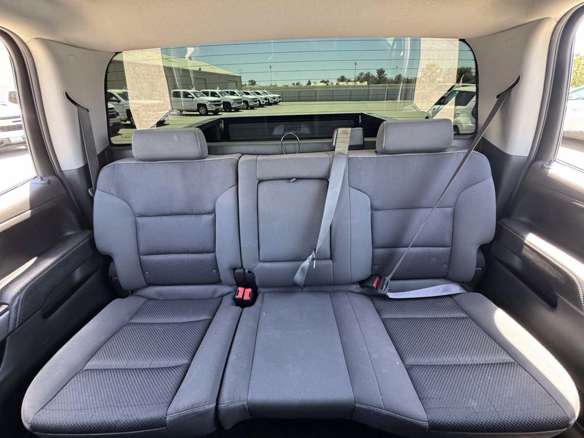 Used 2017 Chevrolet Silverado 1500 LT w/ High Desert Package AWD/4WD image 34