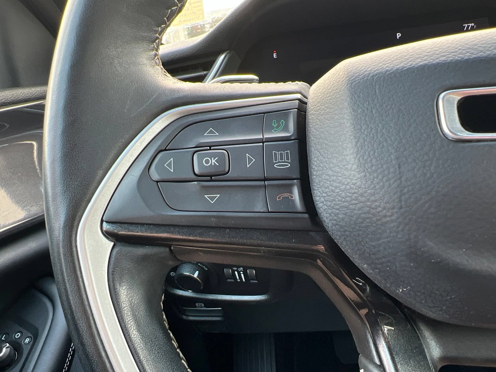 Used 2021 Jeep Grand Cherokee L Laredo RWD image 22