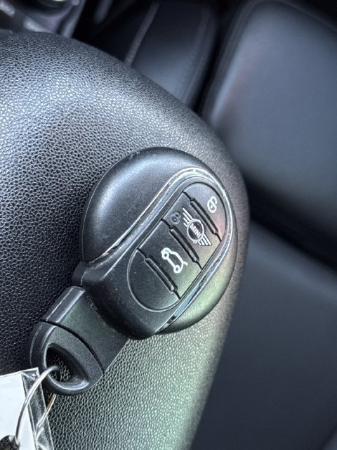 Used 2020 MINI Cooper S FWD image 11