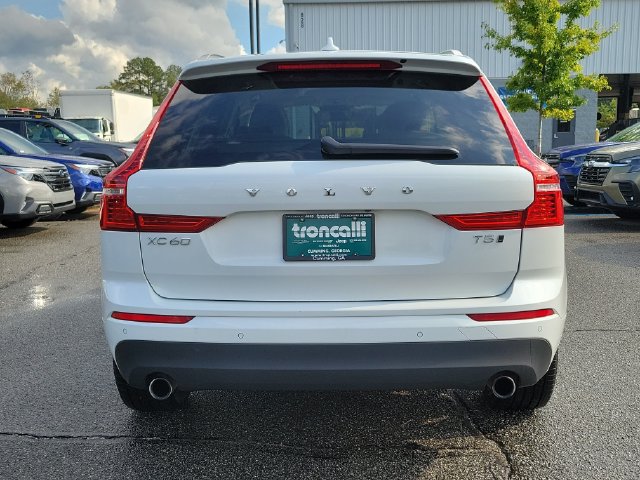 Used 2020 Volvo XC60 T5 Momentum AWD/4WD image 5