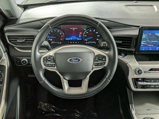 Used 2021 Ford Explorer XLT w/ Equipment Group 202A image 15