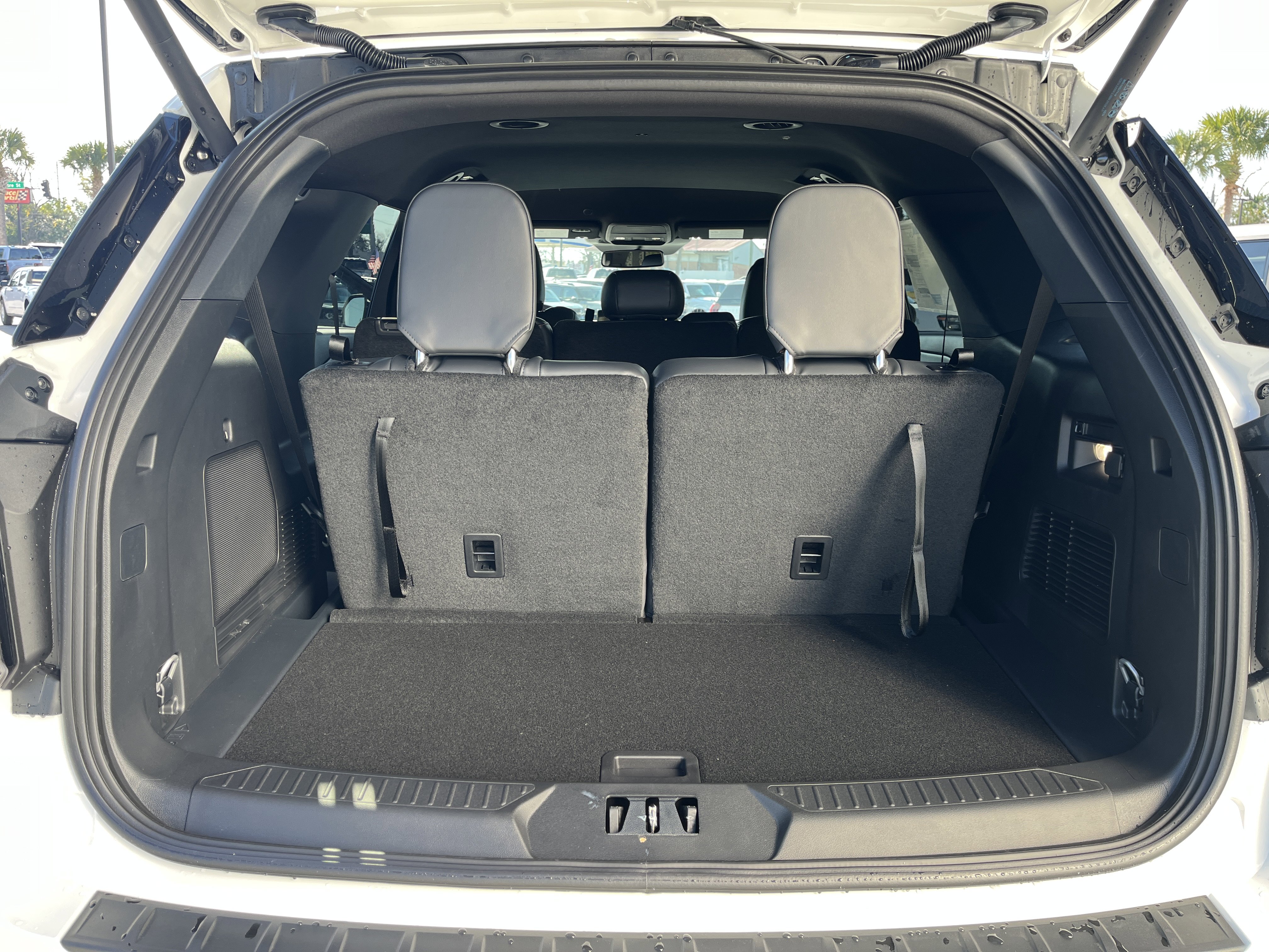 New 2026 Ford Explorer ST-Line w/ Premium Package image 14