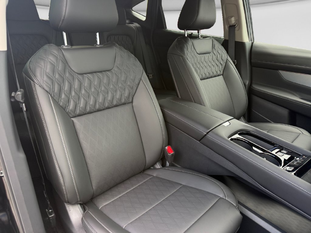 New 2027 Nissan Murano Platinum w/ Cargo Package AWD/4WD image 16