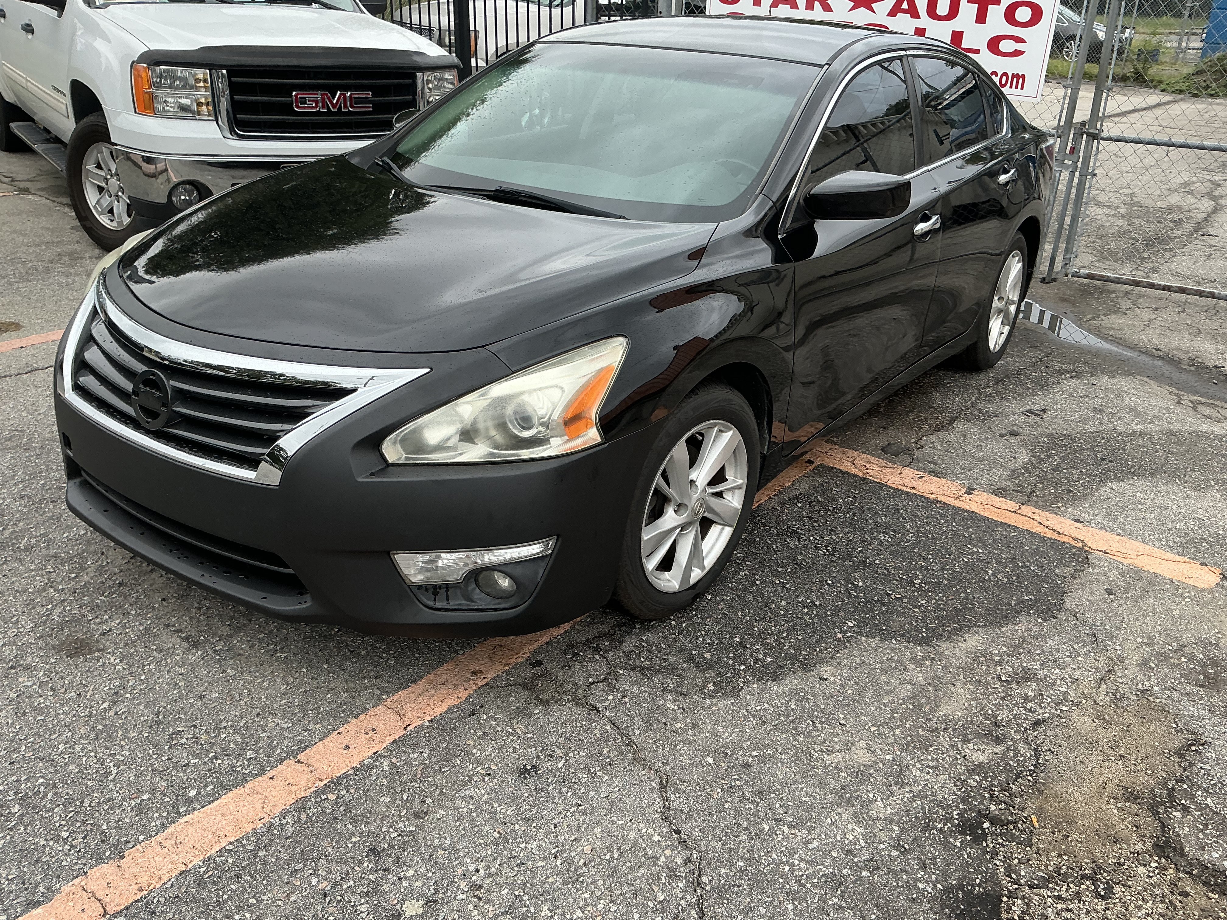 Used 2015 Nissan Altima 2.5 SV FWD image 3