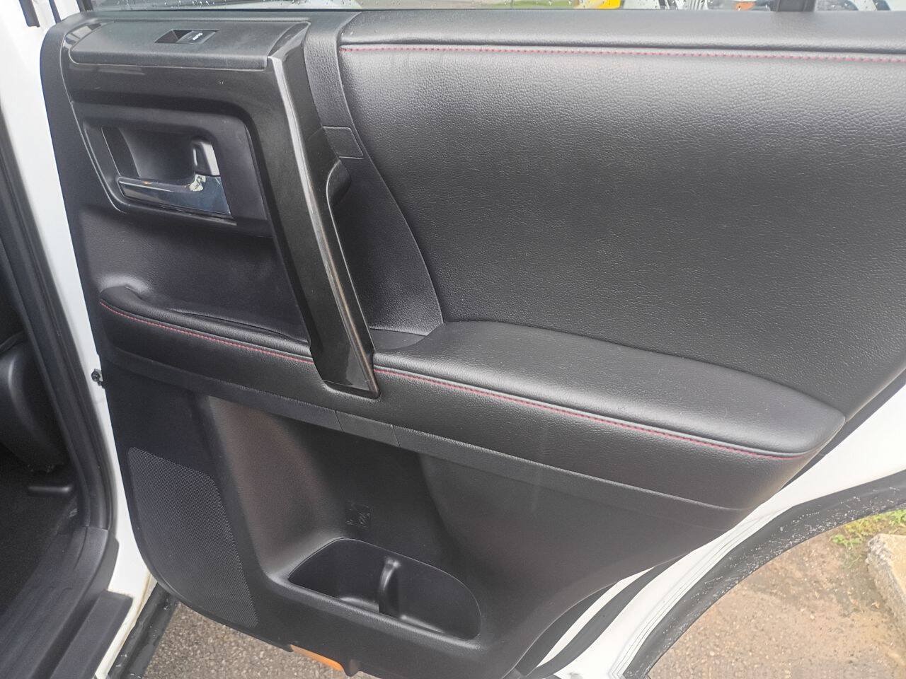 Used 2015 Toyota 4Runner Trail Premium AWD/4WD image 18