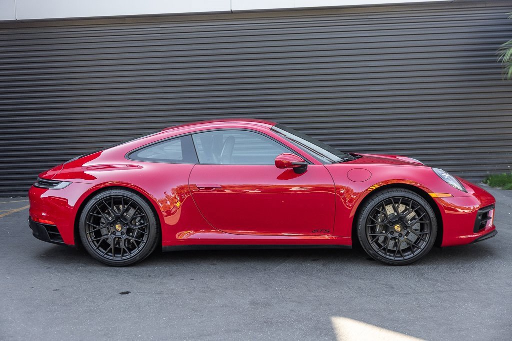Certified 2024 Porsche 911 Carrera GTS image 8