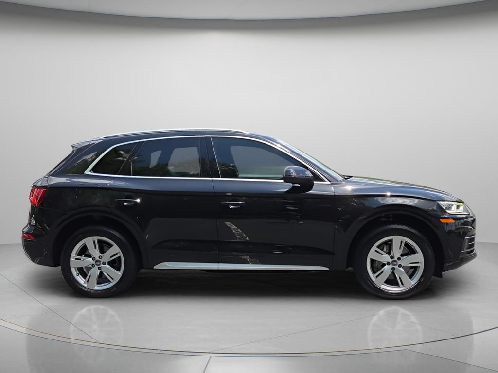 Used 2019 Audi Q5 2.0T Premium Plus w/ Premium Plus Package AWD/4WD image 9