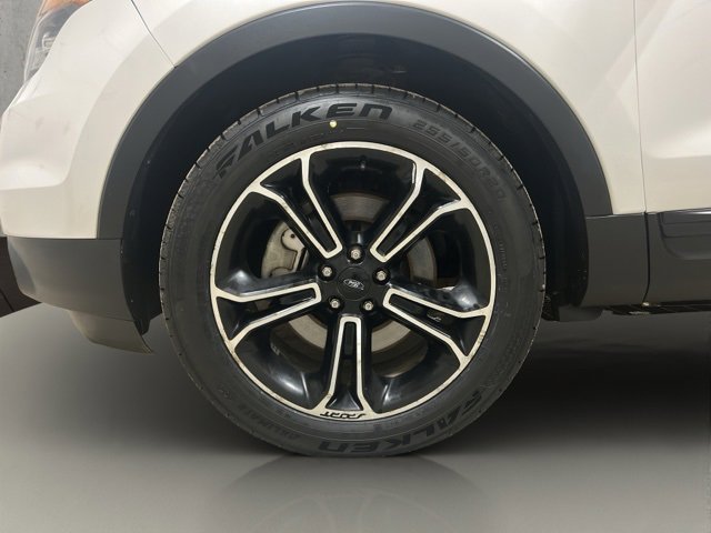 Used 2015 Ford Explorer Sport w/ Equipment Group 401A image 25