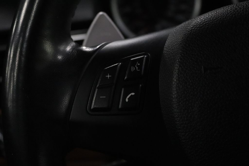 Used 2012 BMW M3 Convertible image 19