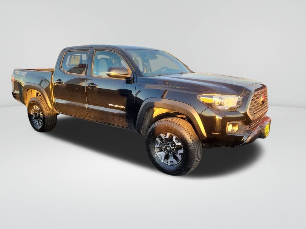 Used 2023 Toyota Tacoma TRD Off-Road w/ Technology Package image 15