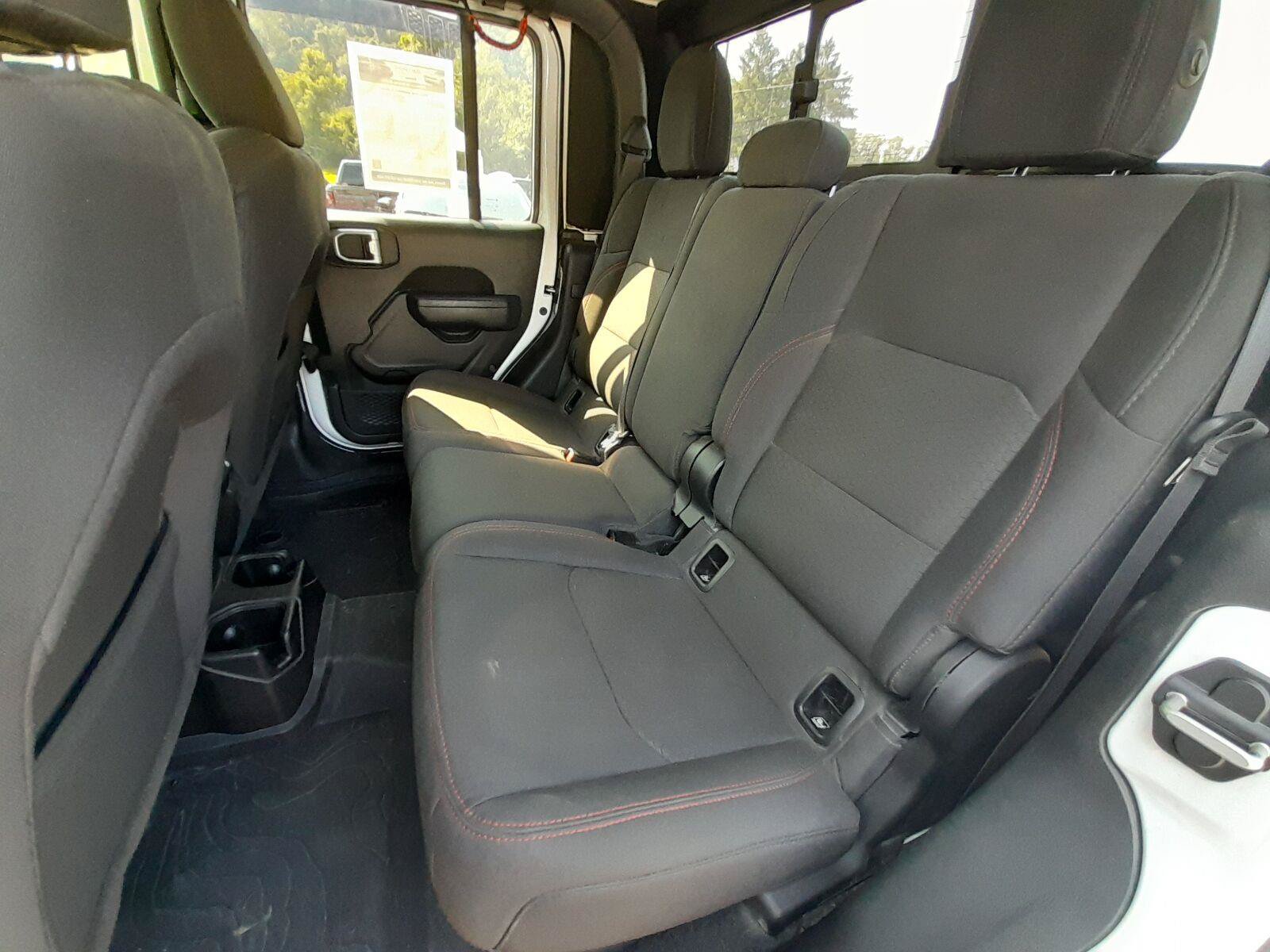 Used 2023 Jeep Gladiator Rubicon w/ Cold Weather Group AWD/4WD image 38