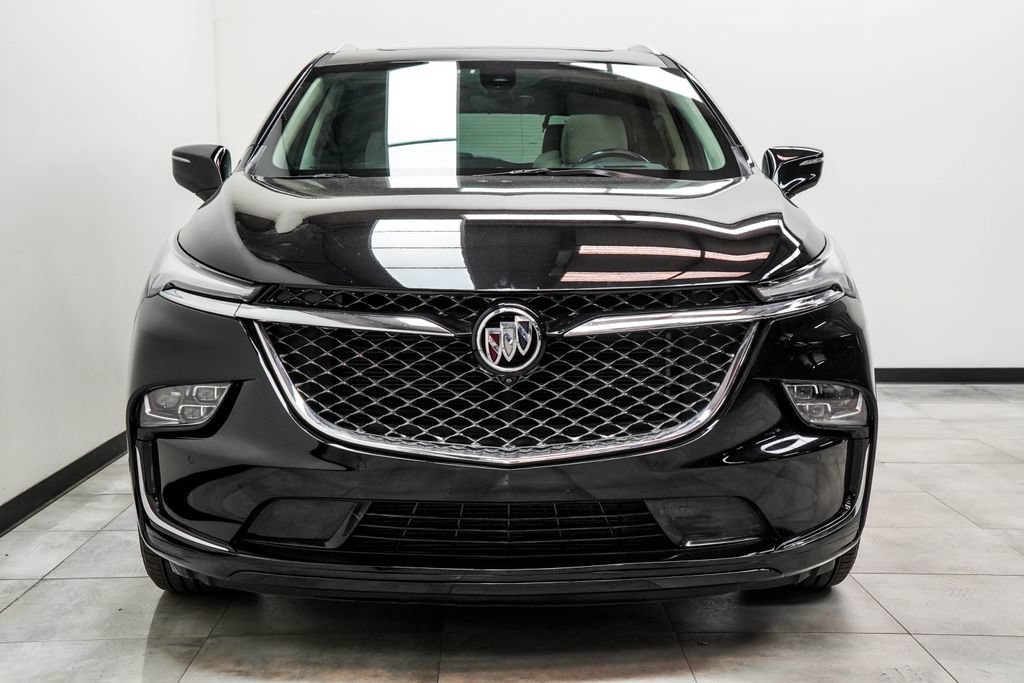 Used 2023 Buick Enclave Avenir w/ Avenir Technology Package AWD/4WD image 6