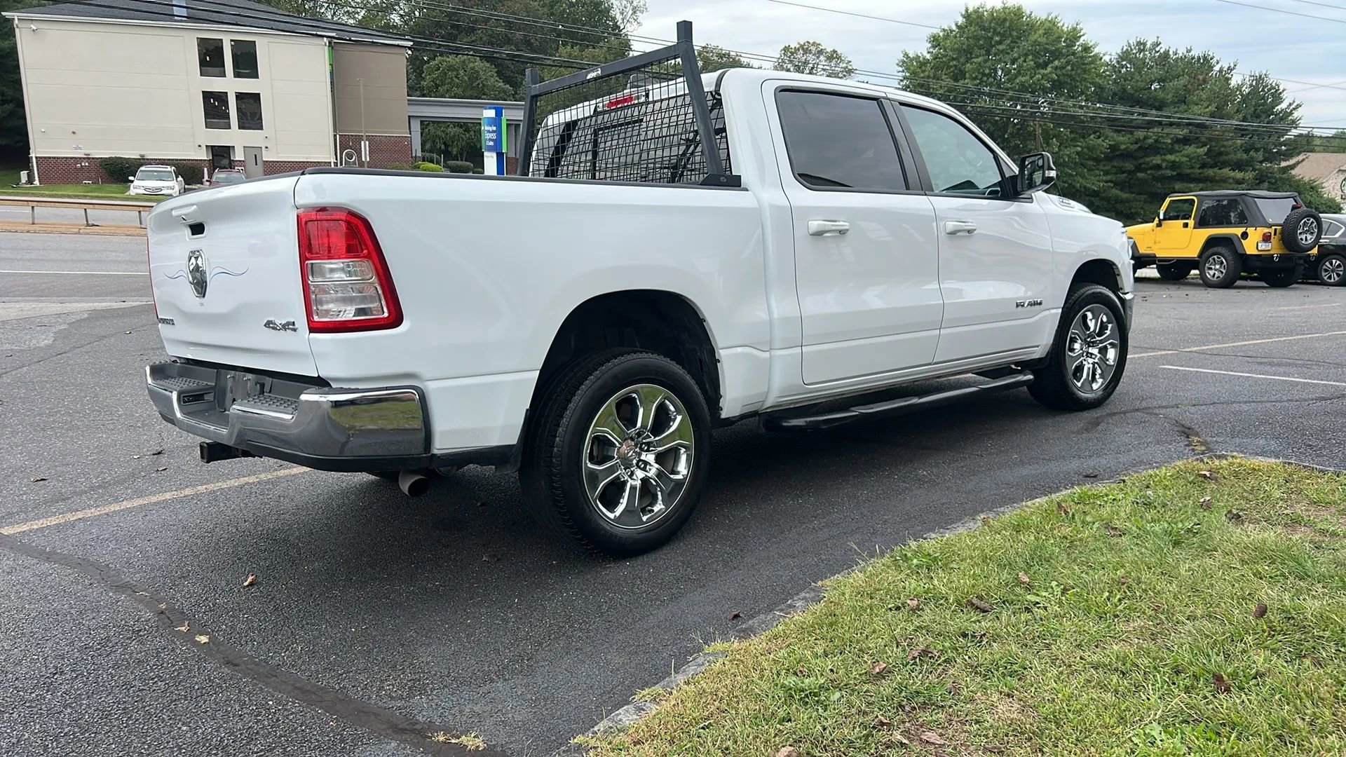 Used 2022 RAM 1500 Big Horn image 17