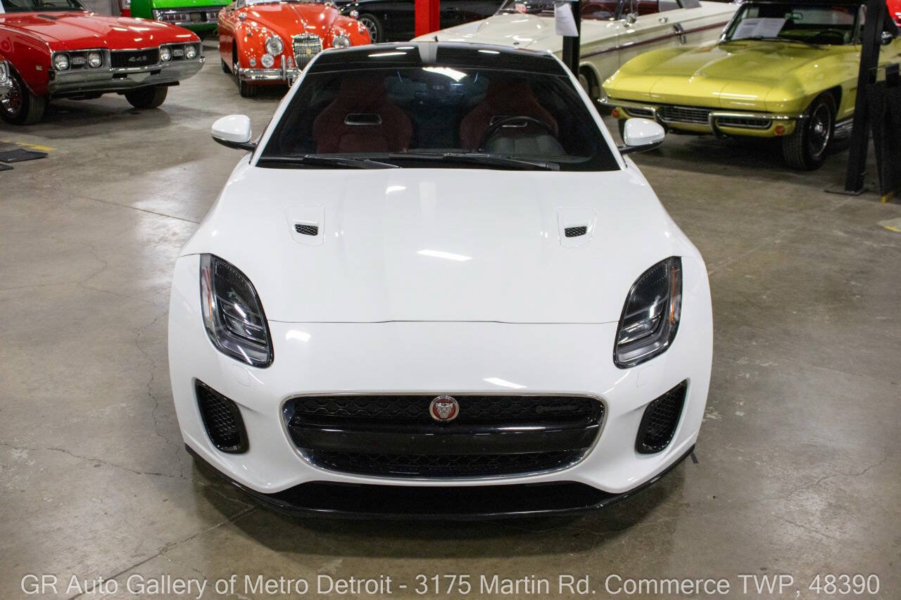 Used 2018 Jaguar F-TYPE R-Dynamic AWD/4WD image 11