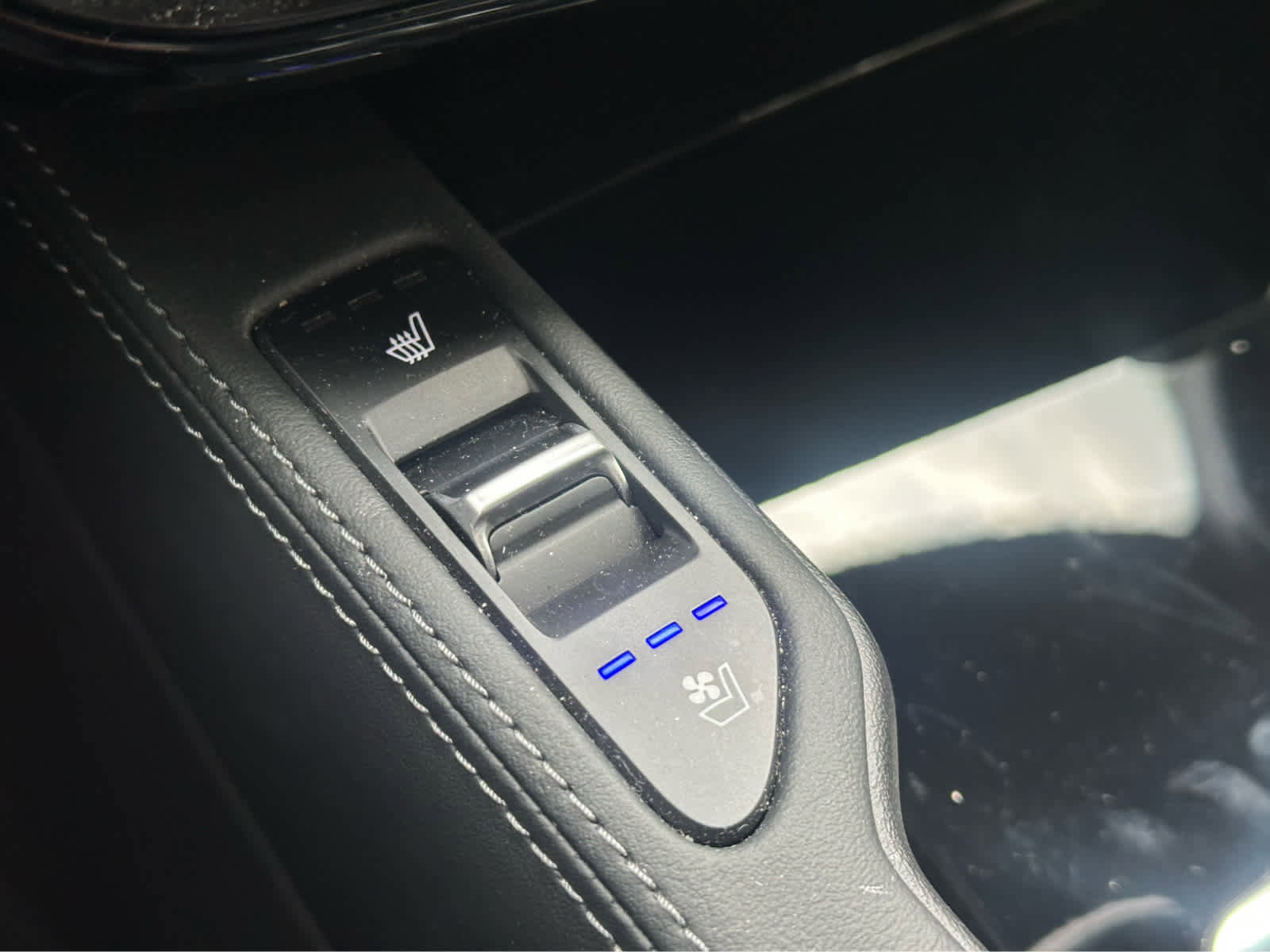 Used 2024 Kia Telluride SX X-Pro AWD/4WD image 18