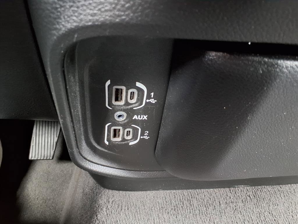 Used 2020 RAM 1500 Big Horn image 9