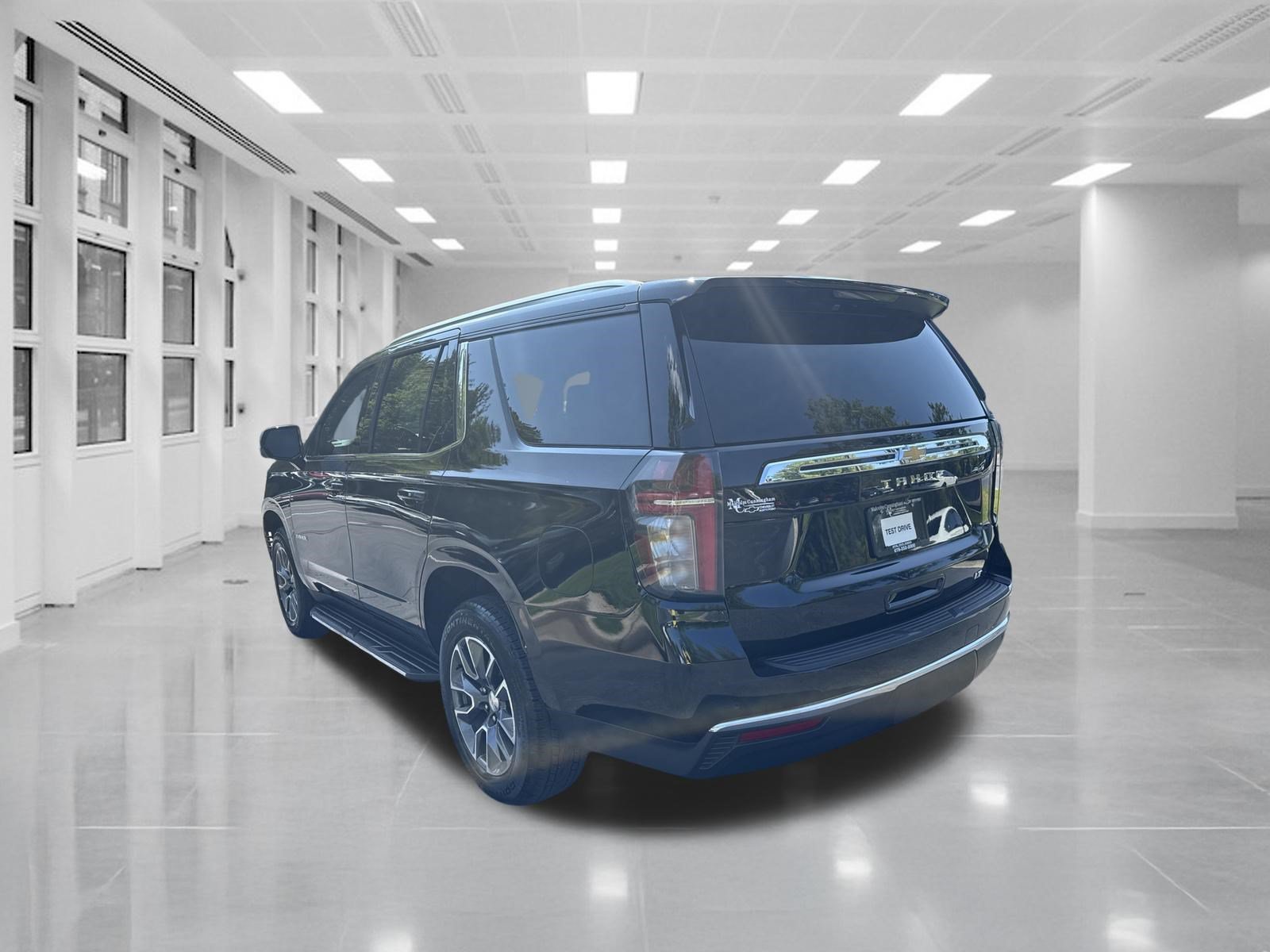 Used 2024 Chevrolet Tahoe LT w/ LT Signature Plus Package RWD image 7