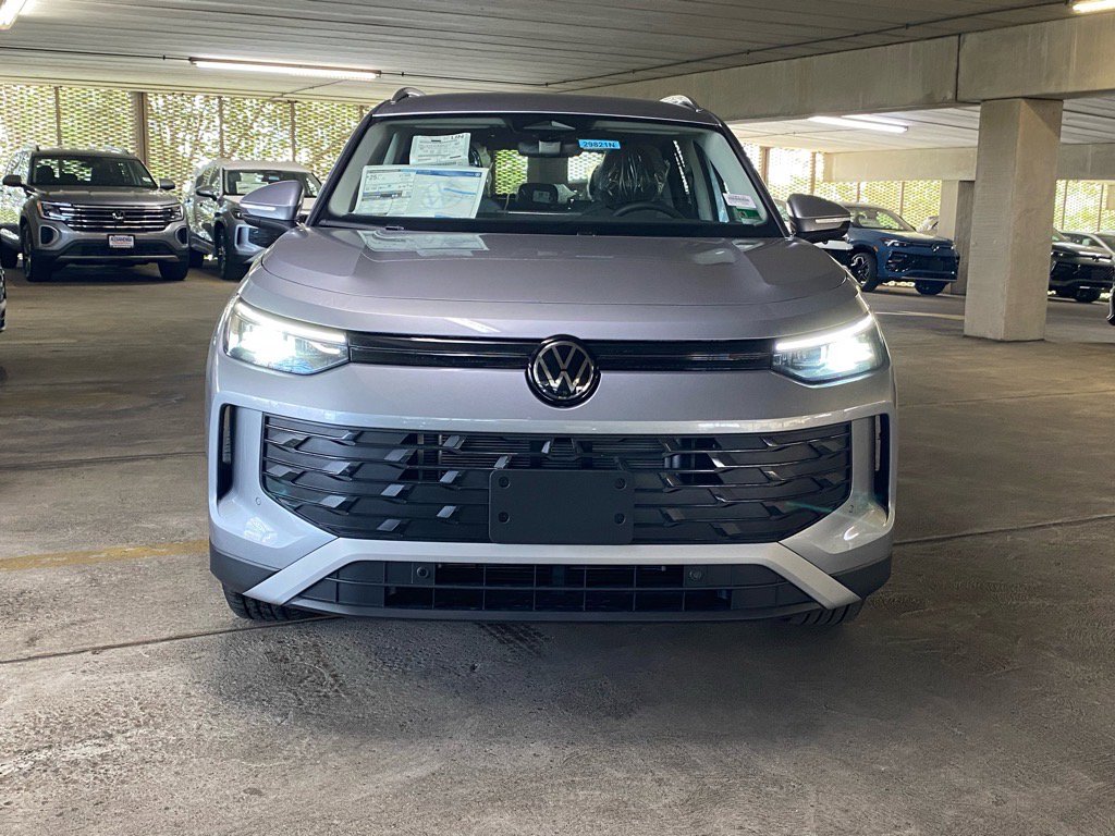 New 2025 Volkswagen Tiguan S image 4