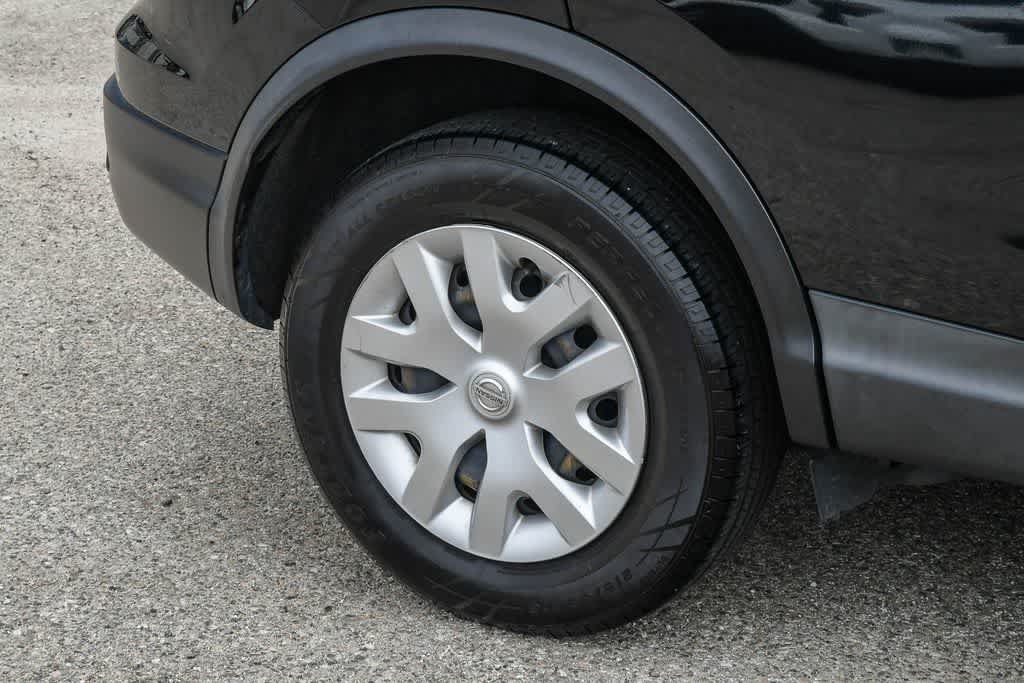 Used 2020 Nissan Rogue Sport S FWD image 10