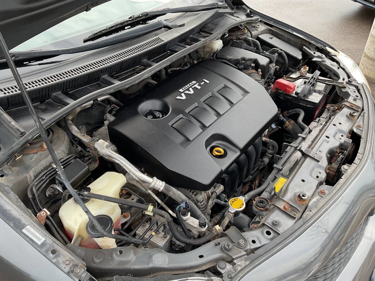 Used 2010 Toyota Corolla LE image 42