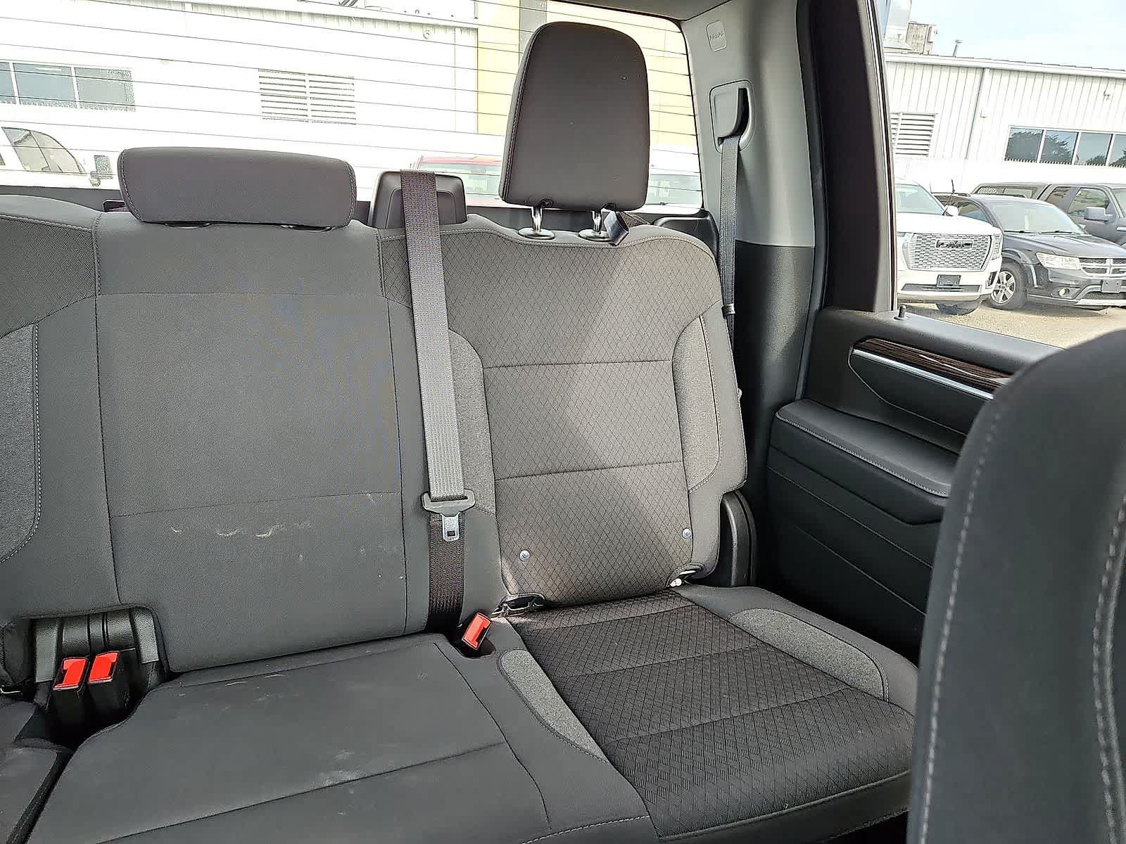 Used 2025 Chevrolet Silverado 2500 LT w/ Convenience Package AWD/4WD image 15