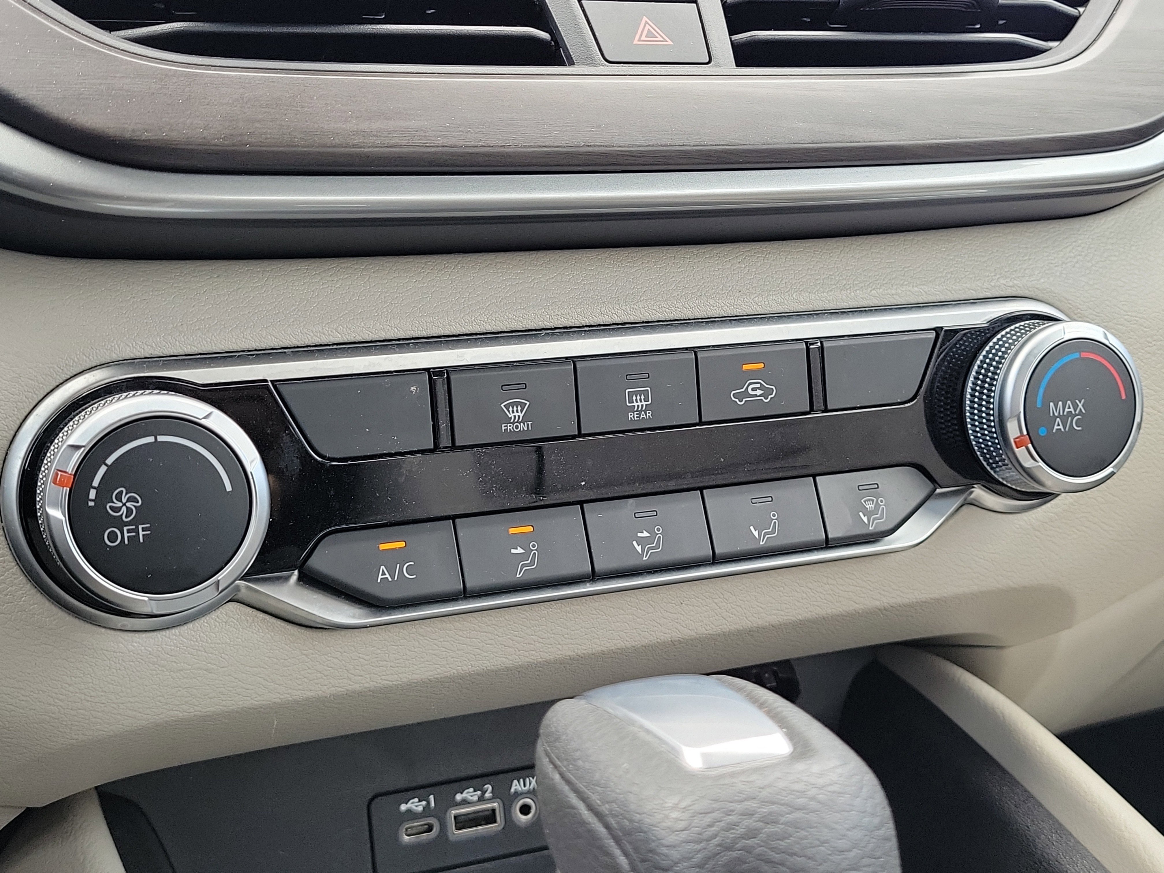 Used 2025 Nissan Altima 2.5 SV FWD image 27