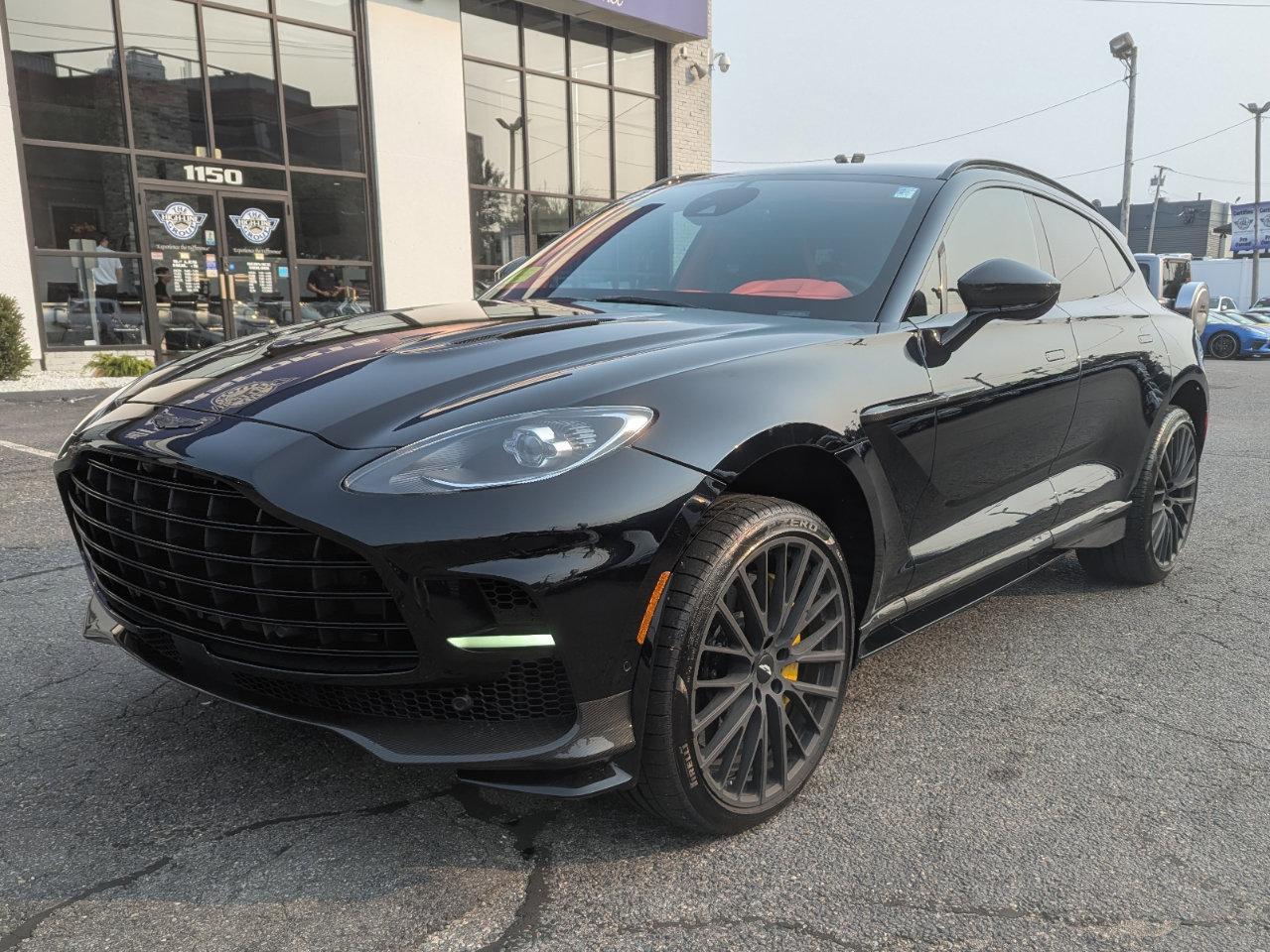 Used 2023 Aston Martin DBX 707 image 2