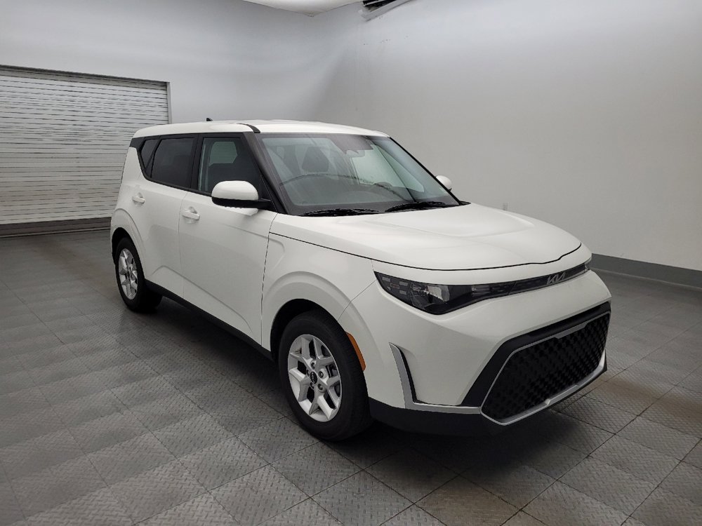 Used 2025 Kia Soul S image 13