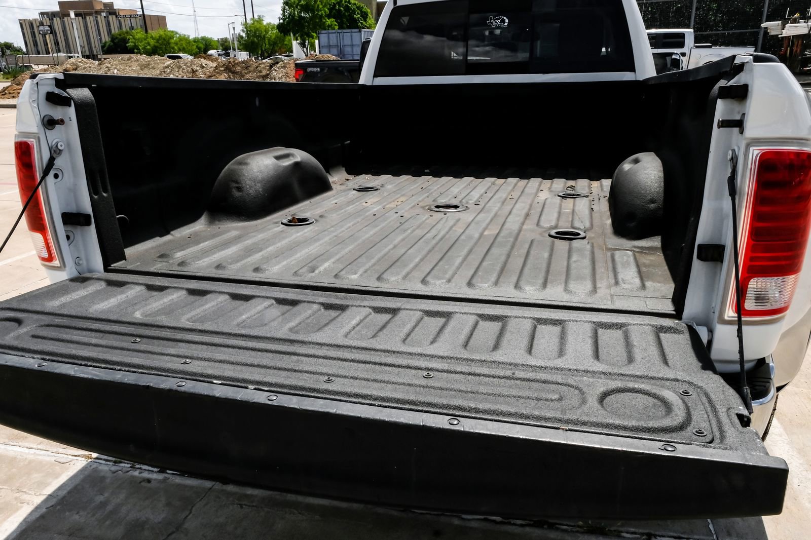 Used 2014 RAM 3500 Laramie image 63