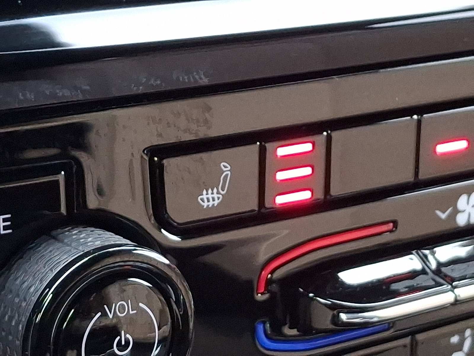 Used 2025 Jeep Grand Cherokee Limited image 26