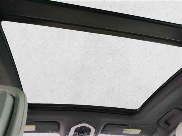 Used 2022 Porsche Macan image 21